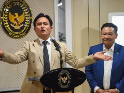 Menko Kumham, Yusril Ihza Mahendra