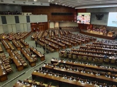 Sidang Paripurna DPR