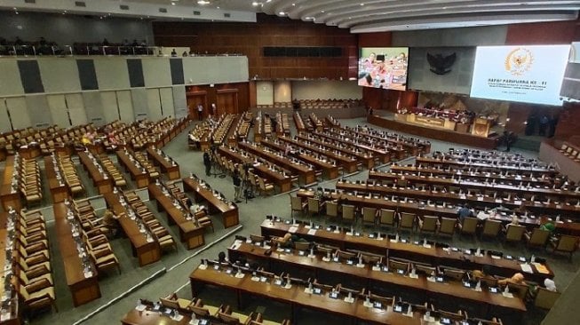 Sidang Paripurna DPR