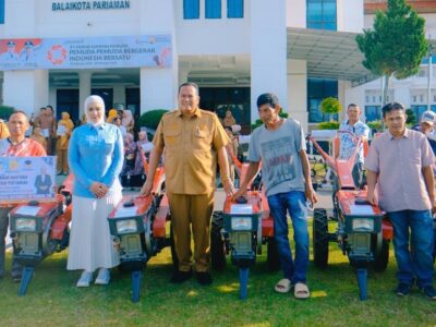 Anggota Komisi IV DPR RI, Cindy Monica (kedua kiri)