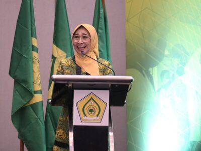 Ketua Umum DPP Pengajian Al Hidayah, Hetifah Sjaifudian dalam Pelantikan Pengurus DPP yang digelar di Jakarta, Sabtu (29/11)