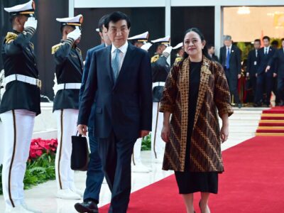 Ketua DPR RI Puan Maharani saat menerima kunjungan Ketua CPPCC China, Wang Huning, di Gedung Nusantara, Kompleks Parlemen, Senayan, Jakarta, Rabu (3/12/2025).